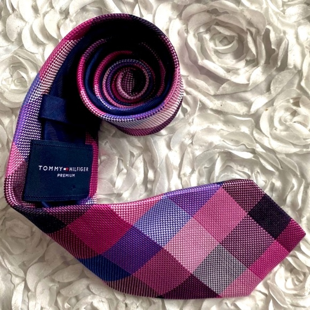 New Tommy Hilfiger silk tie
